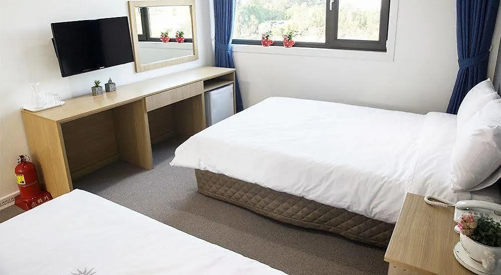 Ra Tourist Hotel Jeju